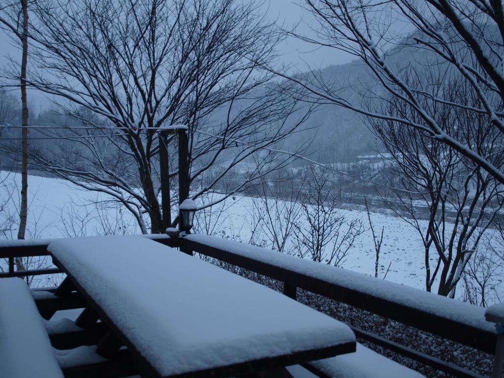 Geum Dang Lodge Jangphjong Kültér fotó