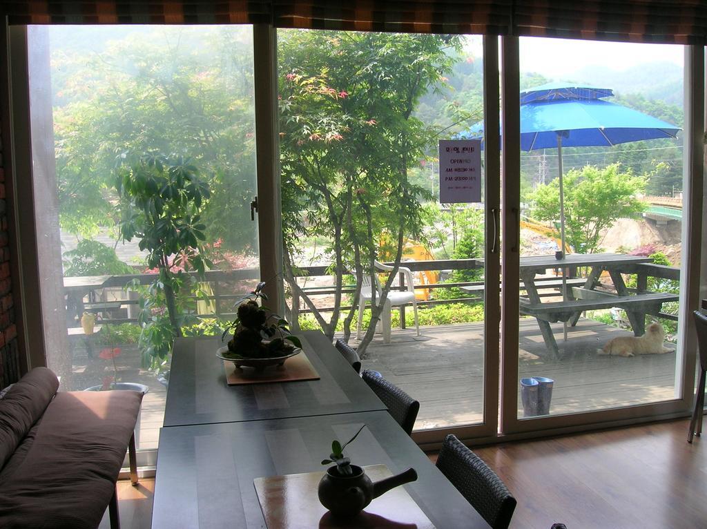 Geum Dang Lodge Jangphjong Kültér fotó